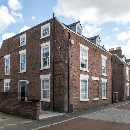 Chester Stays - Beautiful Loft Apartment With Parking Exterior photo